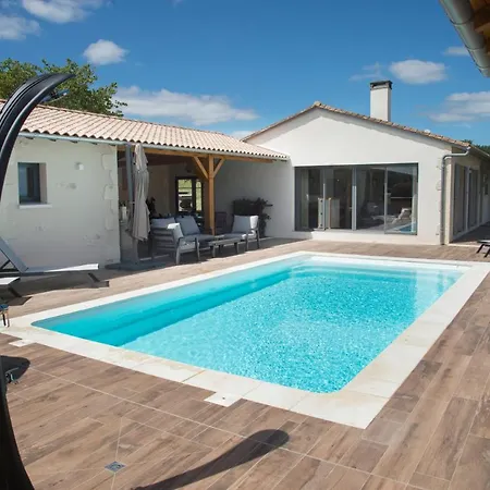 Aux Escapades De Villa *