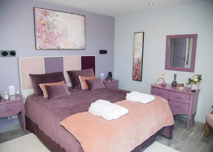 Aux Escapades De Villa *